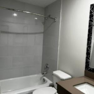 Super 8 By Wyndham Pentictonモーテル エクステリア 写真